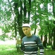  ,   Andrei, 33 ,  
