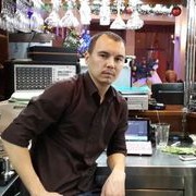  ,   Stas, 39 ,   
