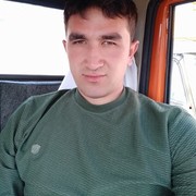  ,   Shohrux, 32 ,  