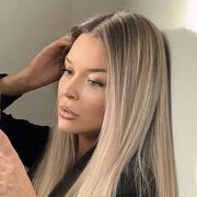  ,  Lady, 40