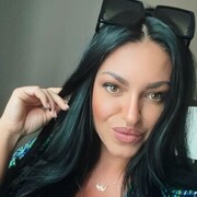  ,   Julia, 33 ,   ,   