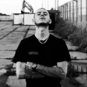 ,  Roman, 27