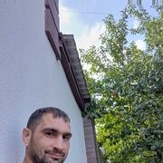  ,  Valentin, 36