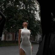  ,   Anika, 27 ,   ,   