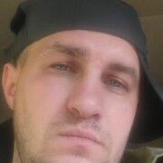  ,   Andrey, 40 ,   ,   