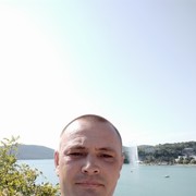  ,   Vladimir, 40 ,   