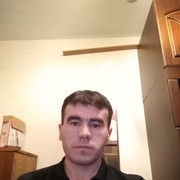  ,   Nurik, 41 ,  