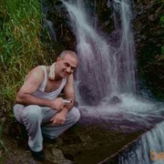  ,   Artur, 49 ,   ,   , c 
