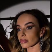  ,   Anna, 28 ,   ,   