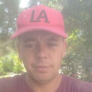  ,   Vohidjon, 32 ,   ,   