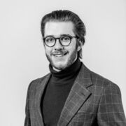  ,   Vasily, 32 ,   ,   , c , 