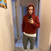  ,   Ilya, 25 ,   ,   , c , 