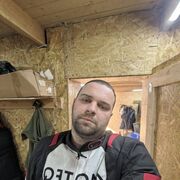  ,  Ivan, 28