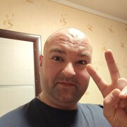  ,   Mikhail, 40 ,     , c 