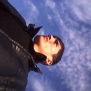  ,  Oybek, 29
