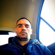  ,   Max, 42 ,   ,   