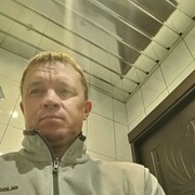  ,  Andrej, 34