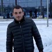  ,  Ruben, 29