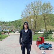  -,   , 32 ,  