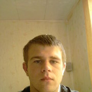  ,   Viktor, 33 ,  