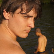  ,   Deymon, 37 ,  