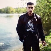  ,   Marat, 37 ,   ,   