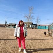  ,  Masha, 24