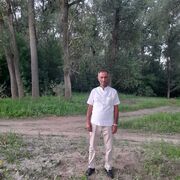  ,   Ali, 45 ,   ,   