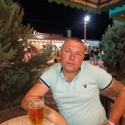  ,   Alex, 39 ,   ,   