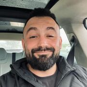  Abbots Langley,   Aleksandr, 43 ,   ,   , c 