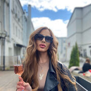  ,   Anastasia, 26 ,   ,   