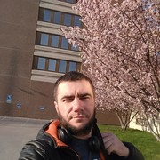  ,  Alex, 40