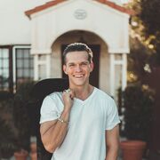  ,  Armen, 31