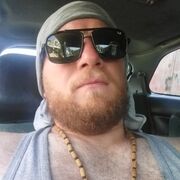  ,   Goga, 33 ,   ,   