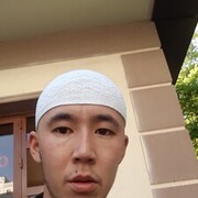  ,  Jamshid, 32