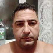  ,   Javier, 45 ,   ,   