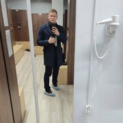  ,  Azat, 28