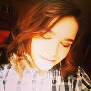  ,  Alina, 26