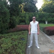 ,   Artur, 42 ,  