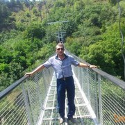  ,   Artur, 45 ,  