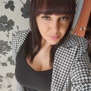  ,   Kris, 32 ,   