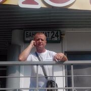  ,   Sasha, 60 ,   ,   