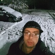  ,  Oleg, 28