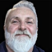 ���������� Tower, ���� ������� Liam James, 64 ����, ������������ ��� ����� � ���������, c�������� ���������