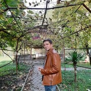  ,   Looner, 39 ,   ,   