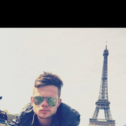  ,  Alex, 31