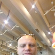  ,   Vadim, 48 ,  