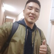  ,  Anton, 28
