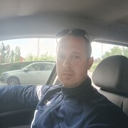  ,  Vadim, 33