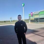  ,  Slavik, 24